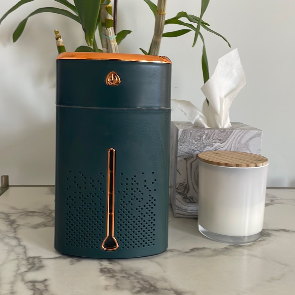 Bedside Humidifier/ Aromatherapy Diffuser